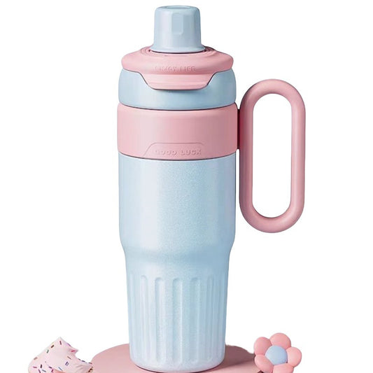 Double-wall stainless steel water bottle with lid
